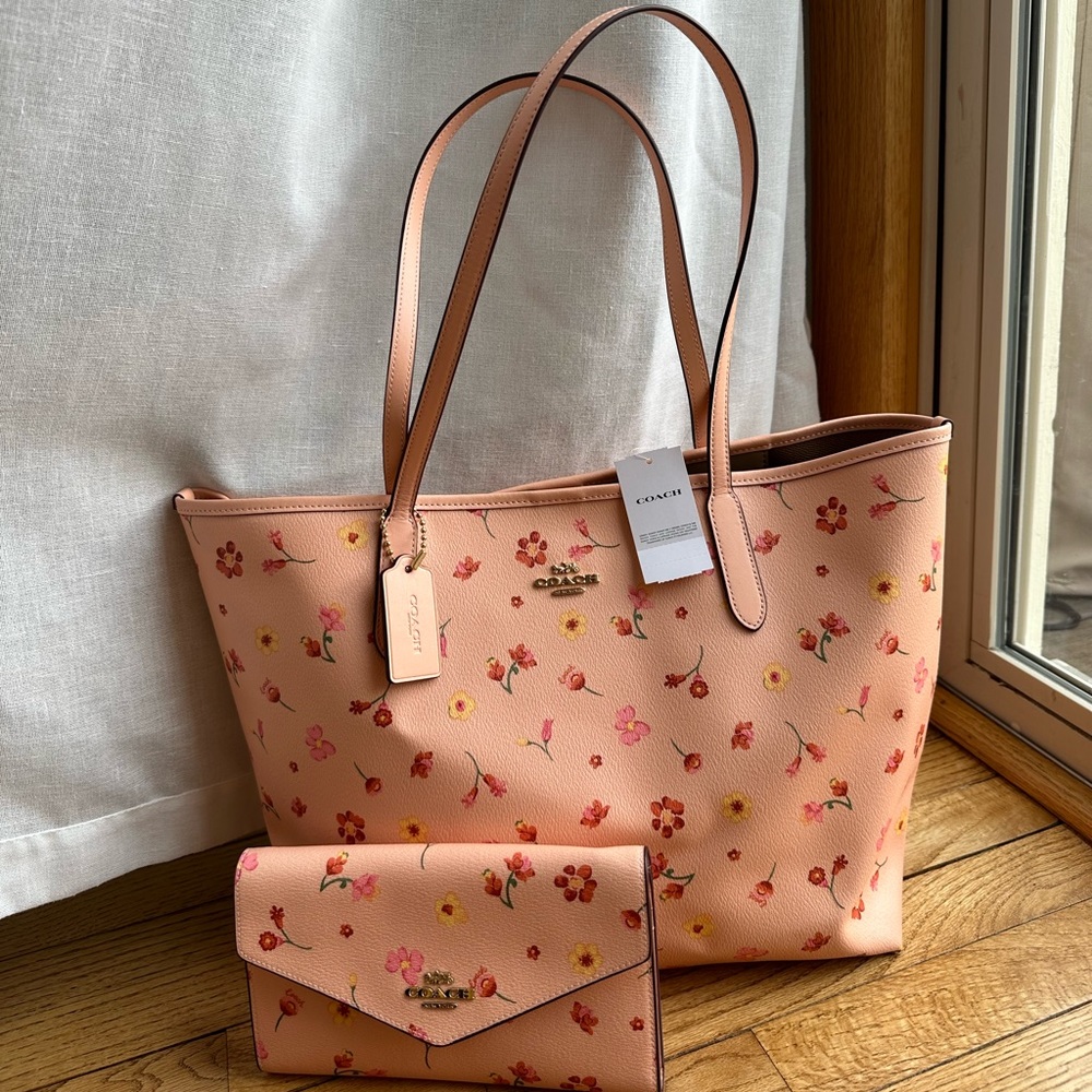 COACH purse AND wallet SET - Mystical Floral Print - brand new with tags!